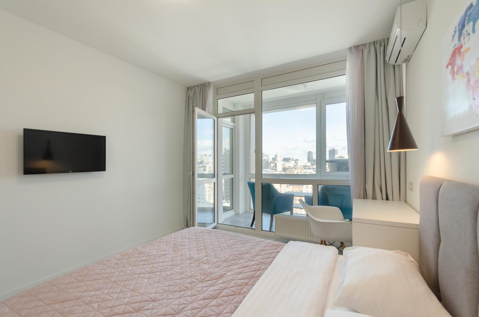 Petrovdom Apartments 220-126-226 In Rc Hofman House, 34 Zolotoustivska Street 키예프 외부 사진